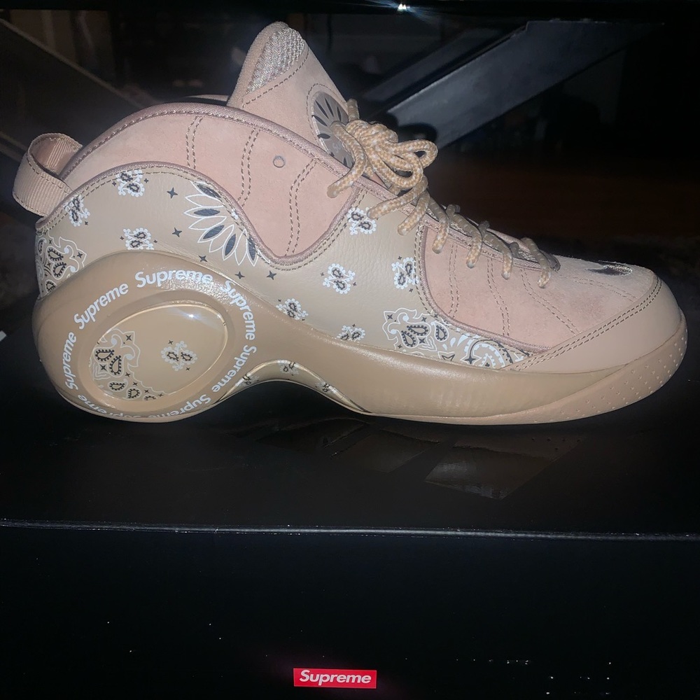 Supreme X Nike Zoom Flight 95